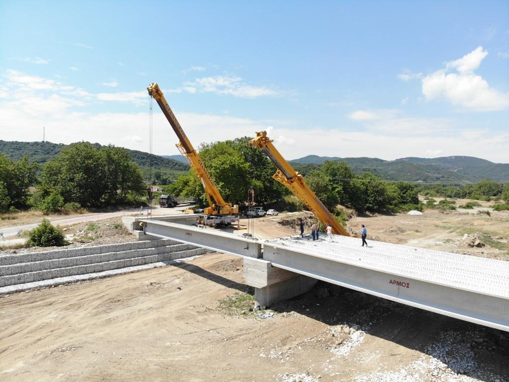 Προχωρούν οι εργασίες κατασκευής της νέας γέφυρας στο Πουρί Αγιοκάμπου